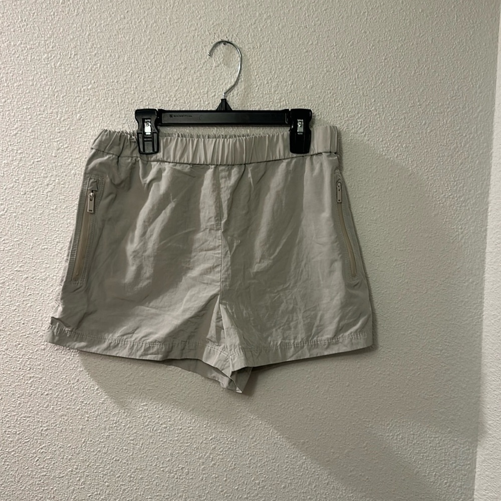Babaton Aritzia matte pearl small shorts
